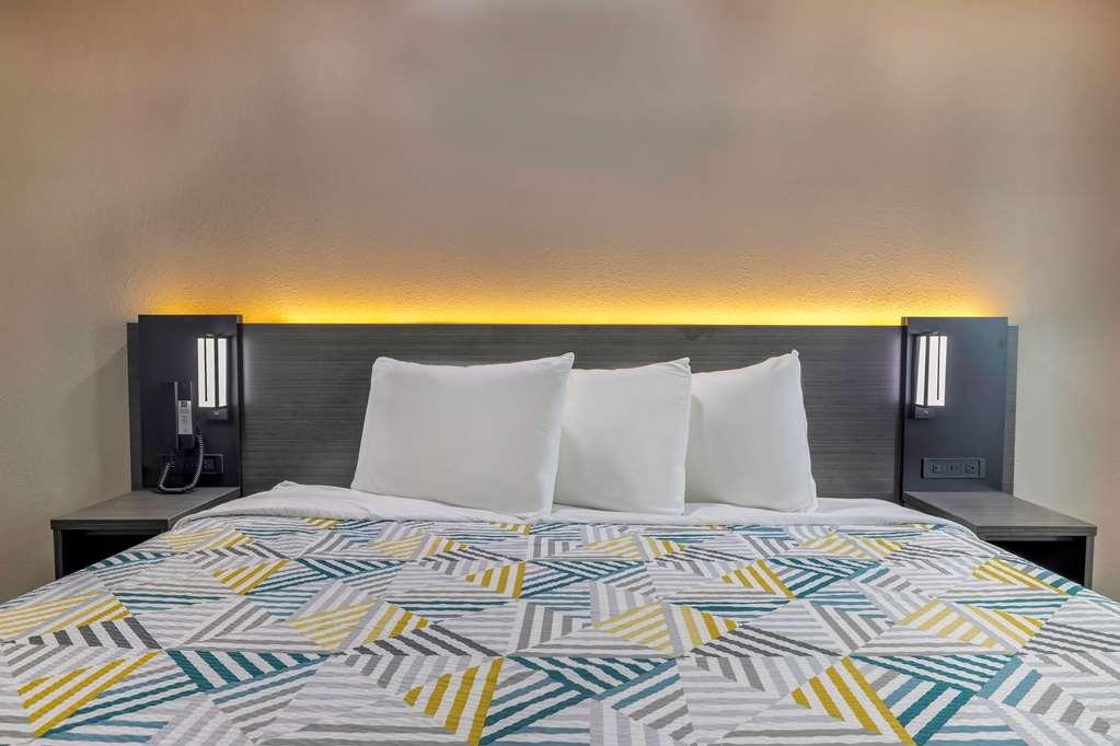 Motel 6-Fort Worth, Tx - Burleson Стая снимка